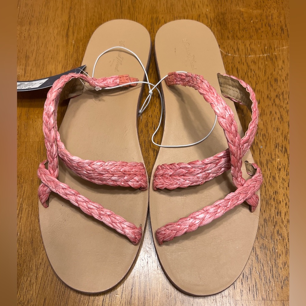 Womens Universal Thread Coral/Pink Sandals Size 9.5